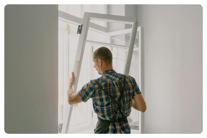 How Glass Companies Can Turn Website Visitors Into Customers — The Quick N Easy Way